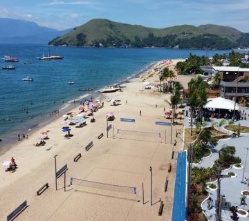 0c78413a c142 482b 933a db5e7a90a5a3 360x320