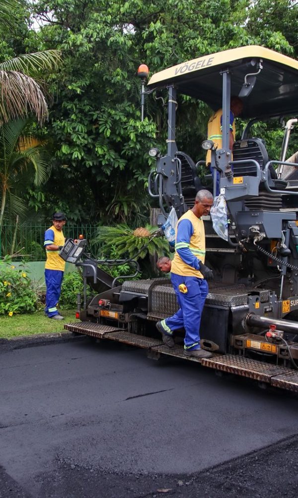 18a19a1e a1e0 49b4 9b1c ff7bc9aebe0c 600x1000