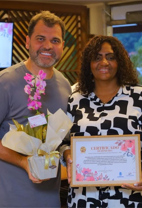 657904755 18518365657073227 4259838635615990785 n 600x876